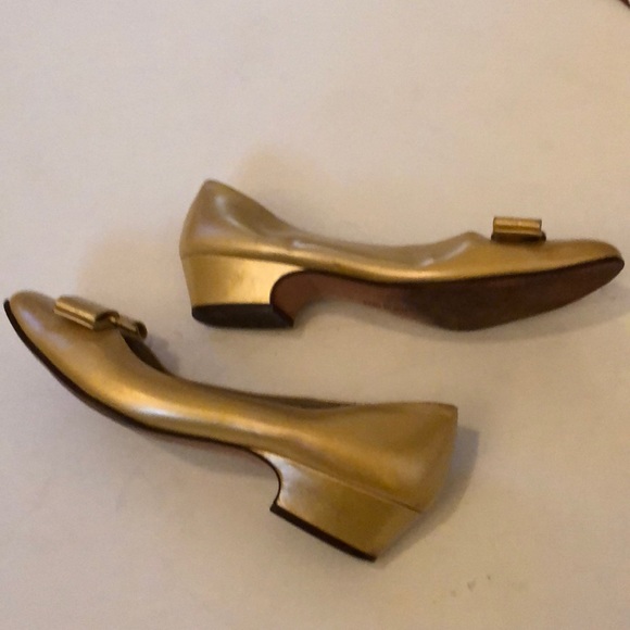 SALVATORE FERRAGAMO shoes - Picture 4 of 8